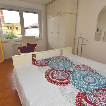 Sunny Heaven Apartment *